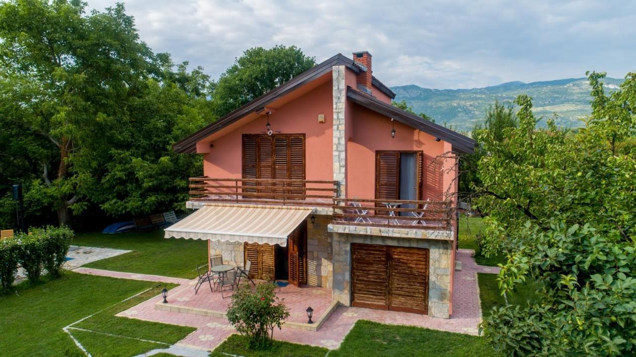Vila Andrea Даниловград Экстерьер фото
